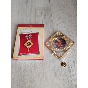 Hallmark mother daughter photo frame vintage ornament Xmas